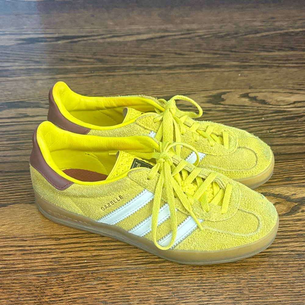Adidas Gazelle yellow sneakers , size 5.5